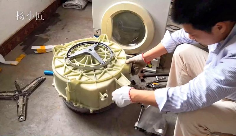 家电维修行业风向标：南京洗衣机维修需求激增